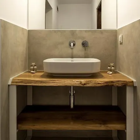 The Poolhouse * 阳光海滩