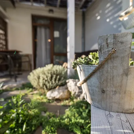 The Poolhouse * 阳光海滩